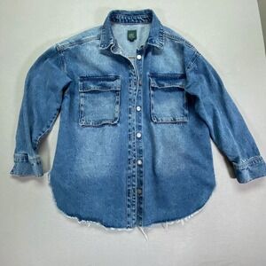 Wild Fable Womens Medium Wash Trucker Shacket Oversized Raw Hem Blue Size M